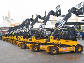 A-delivery-of-a-further-20-more-Teletruks-to-GPHA-in-2015